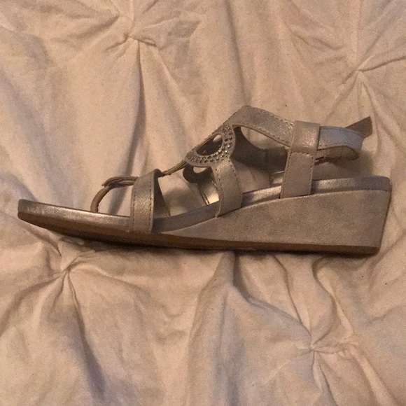 $20 - Picture 4 of 4